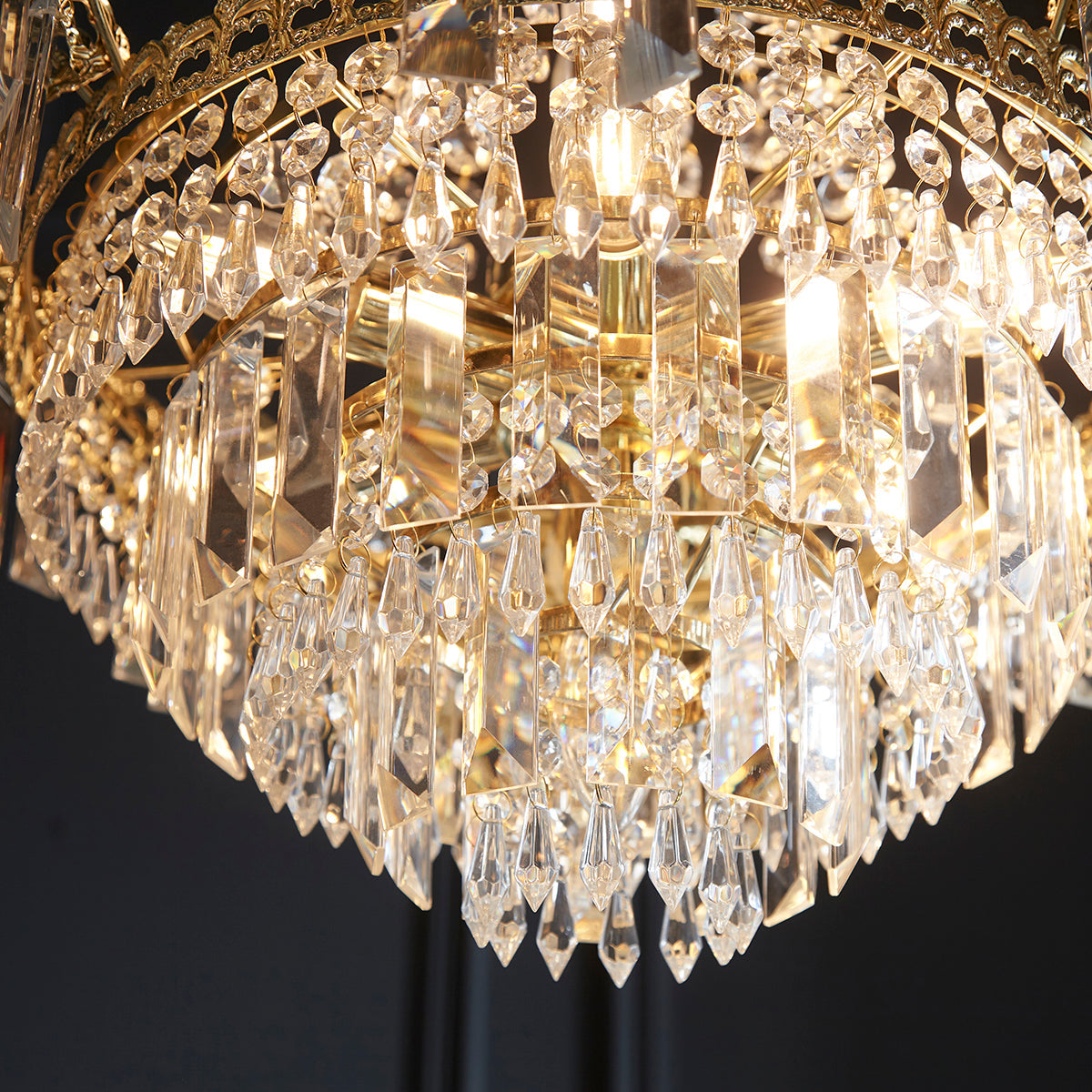 Clear glass & gold effect plate