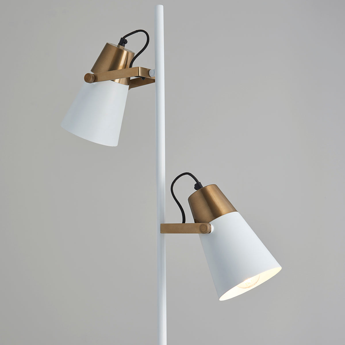 White & aged brass paint