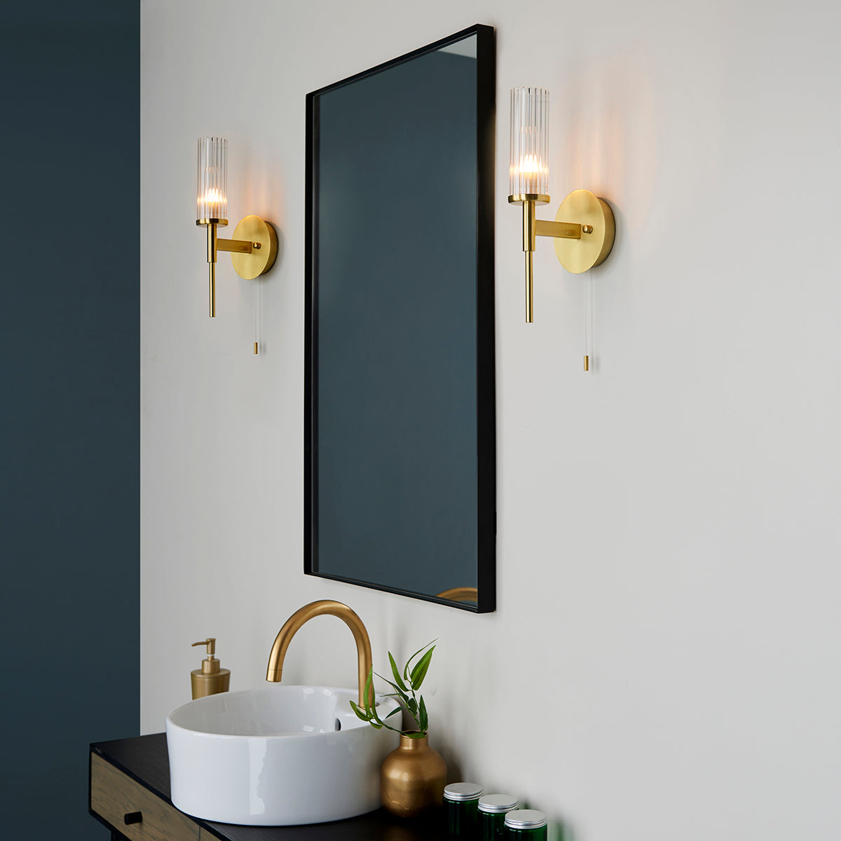 Satin brass plate & clear ribbed glass