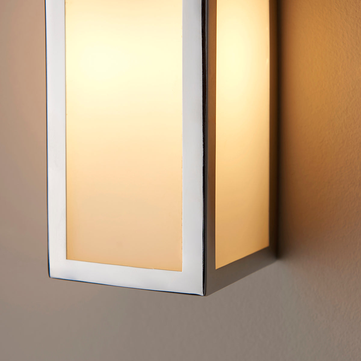 Chrome plate & frosted glass