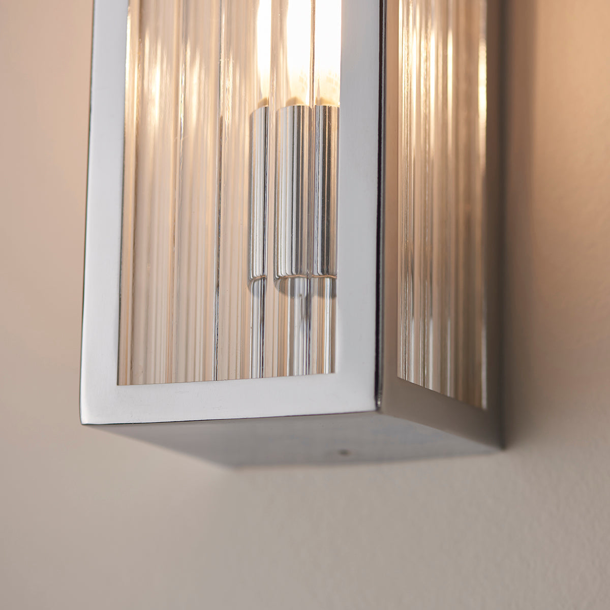 Chrome plate & clear ribbed glass