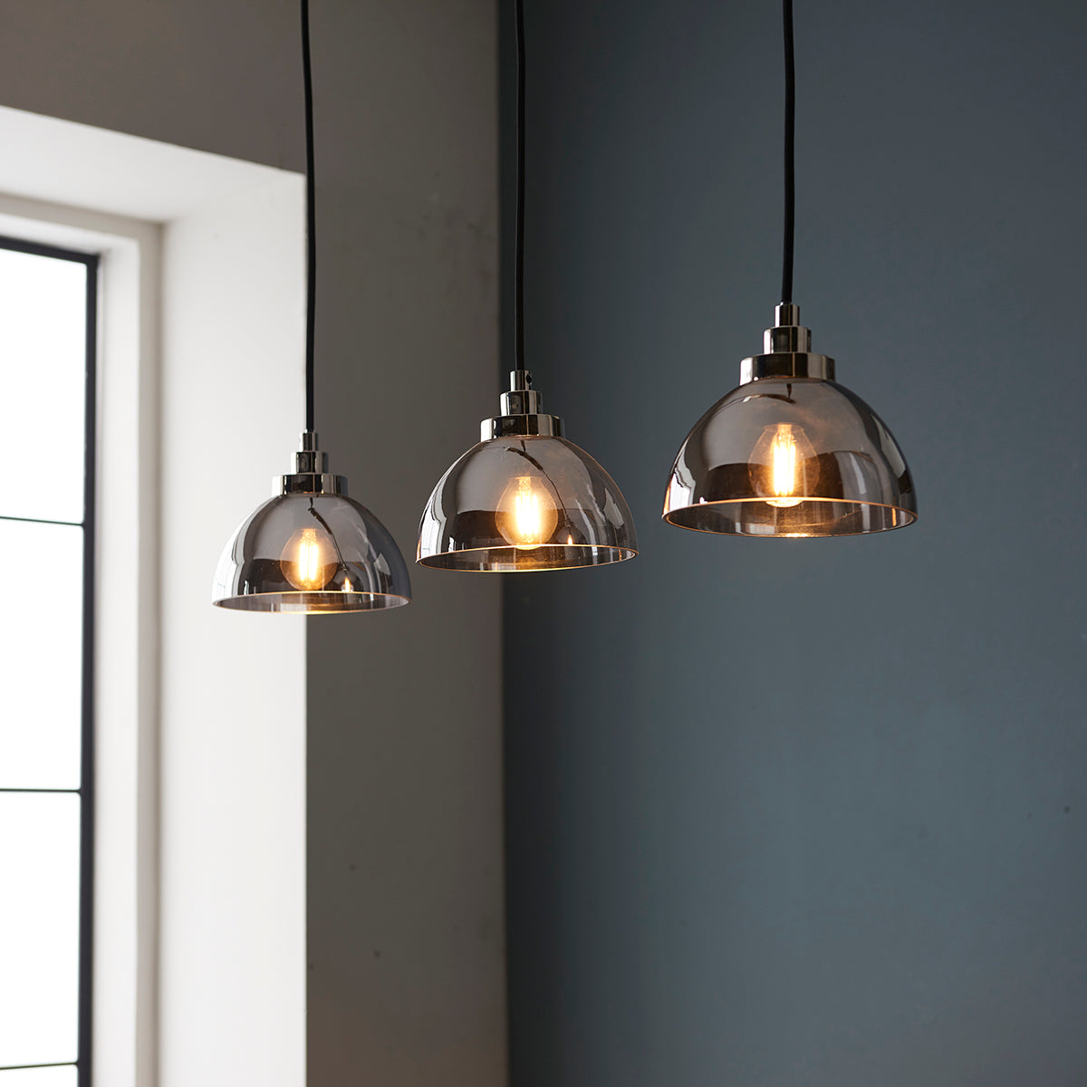 Bright nickel plate & mirrored glass
