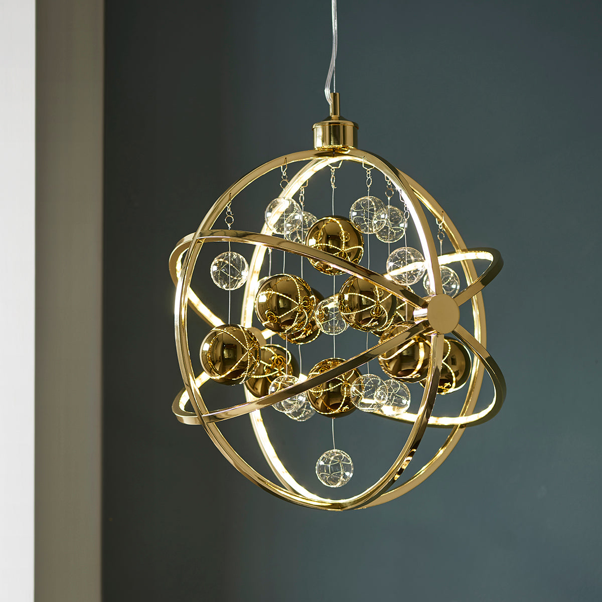 Gold effect plate with clear & gold glass