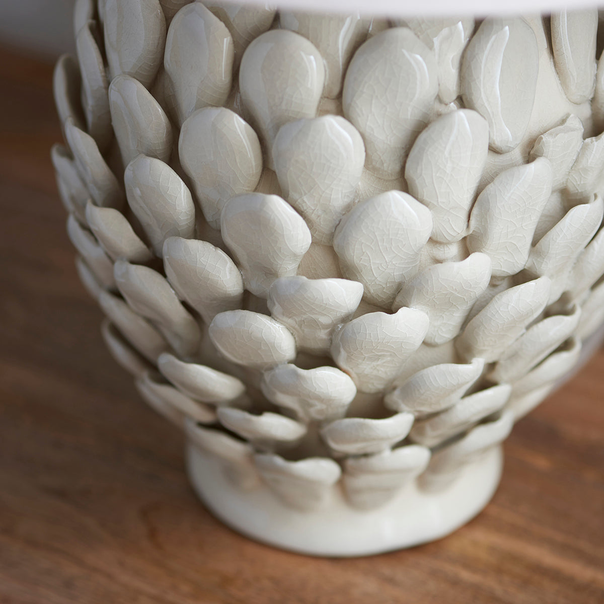 Ivory crackle glaze & brushed aged brass plate