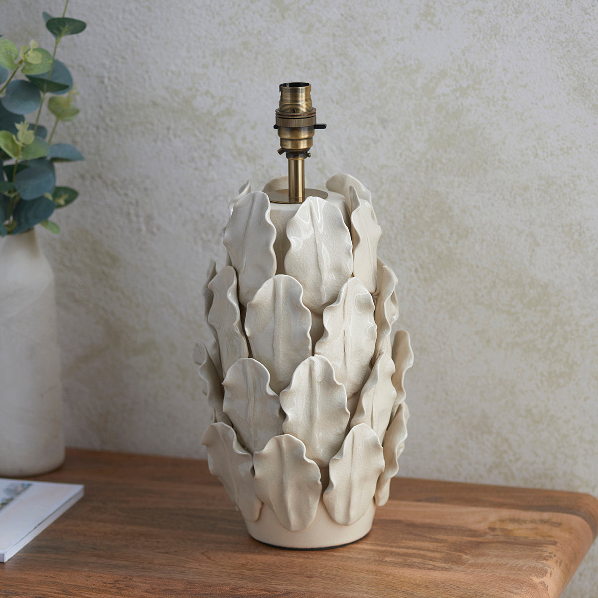 Ivory crackle glaze & brushed aged brass plate