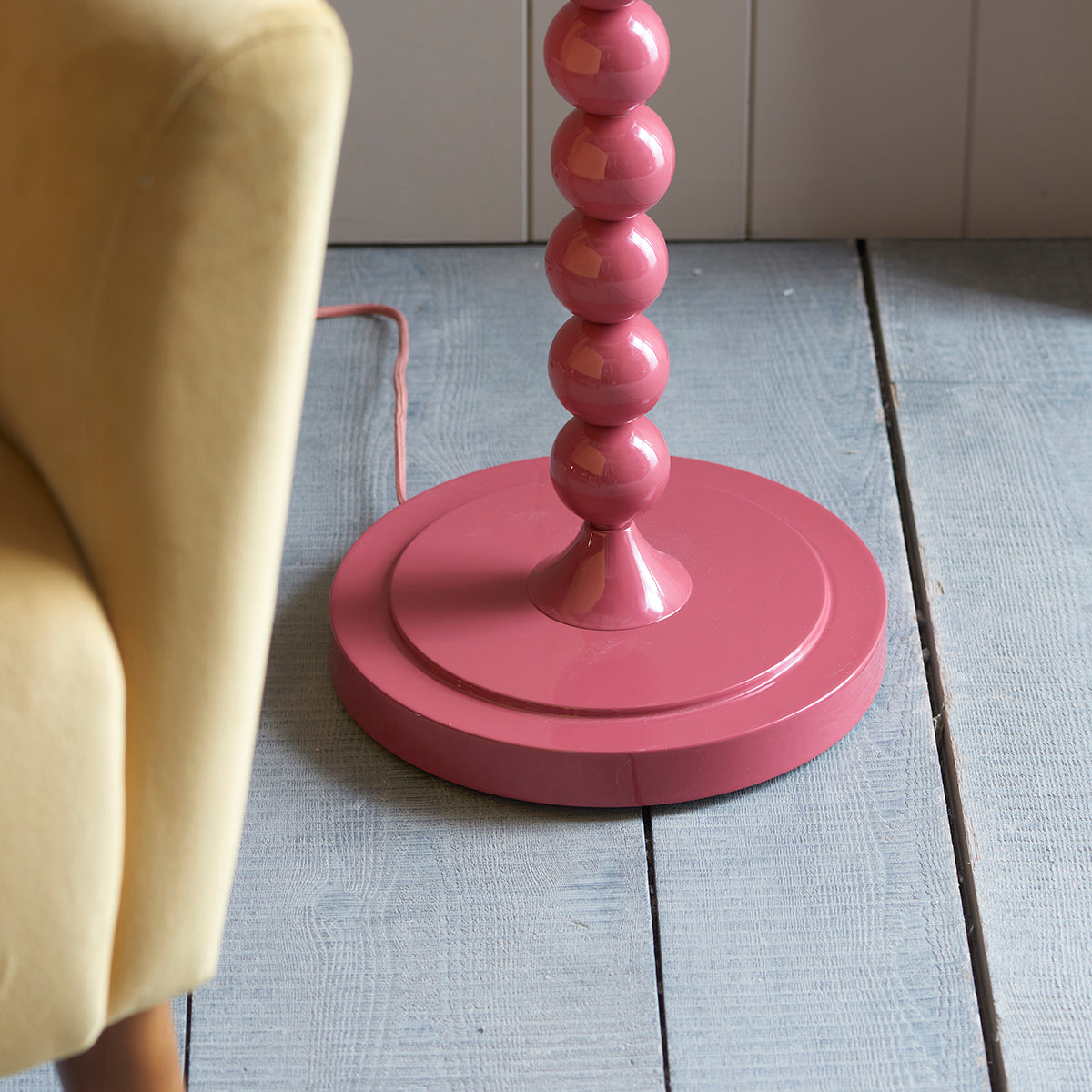 Gloss pink clay paint