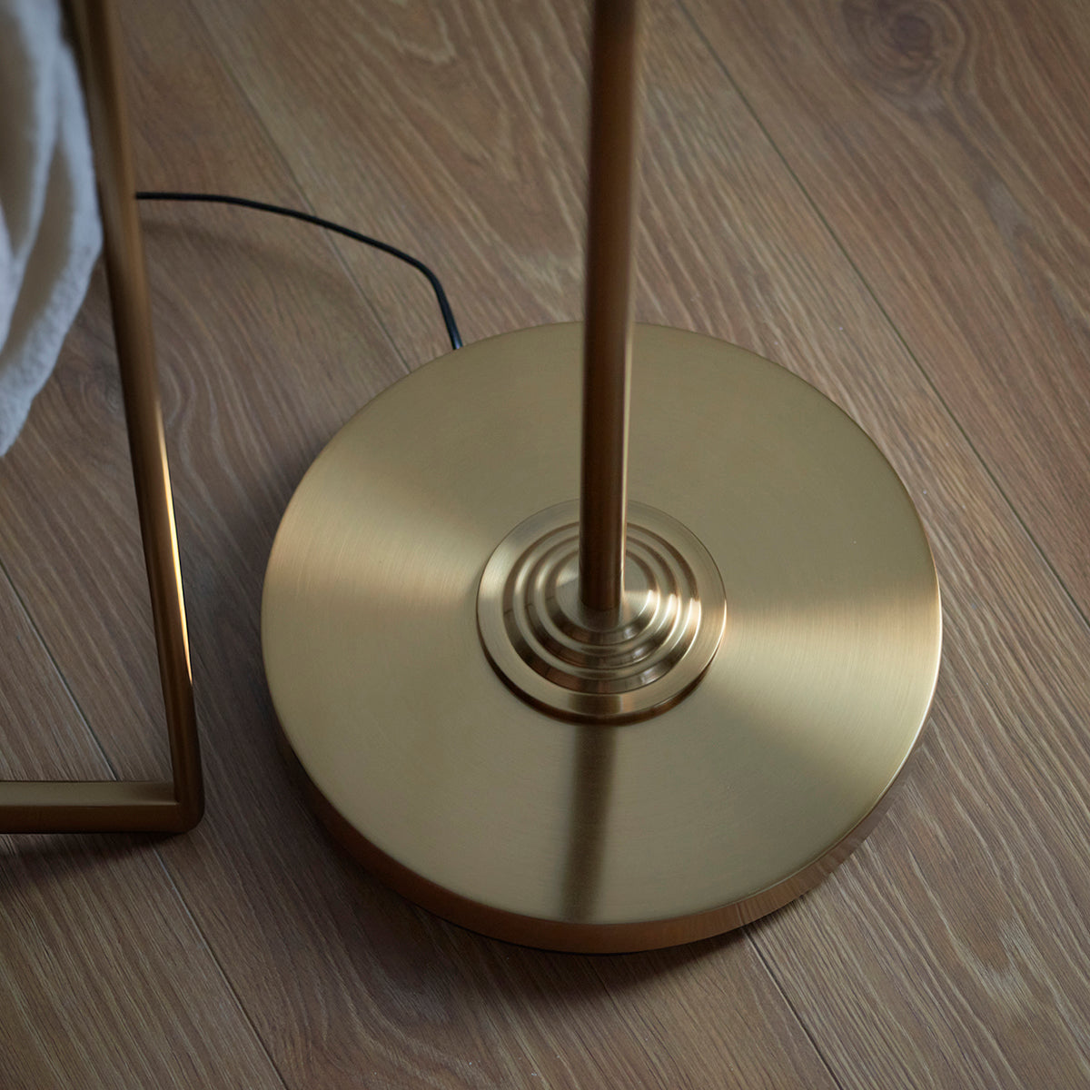 Vintage brass & natural linen