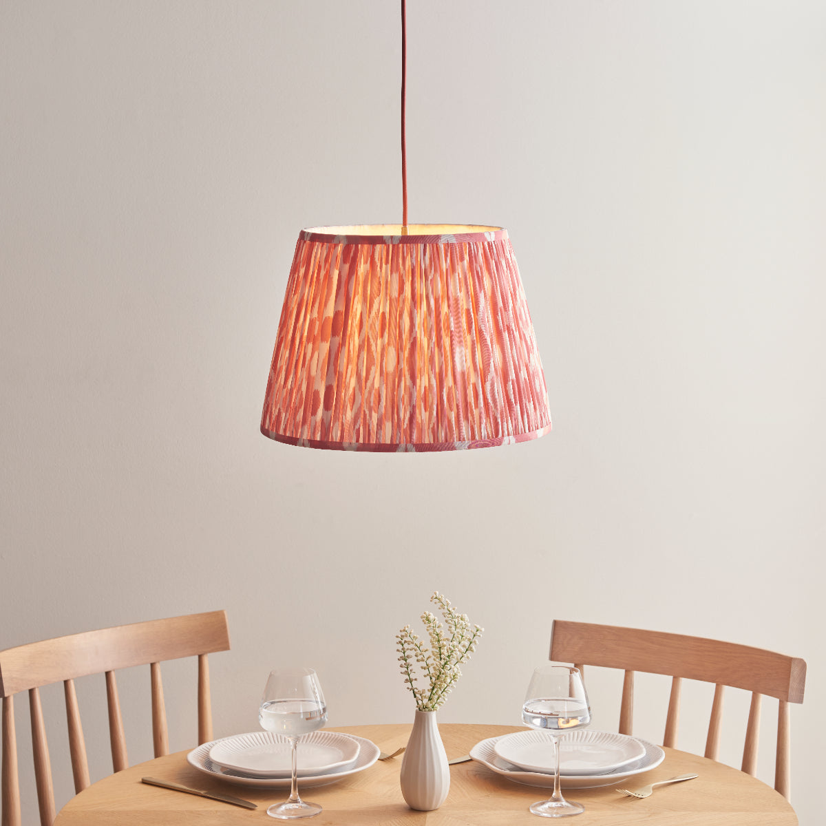 Brushed Aged Brass Red Flex & Coral Pink Fabric