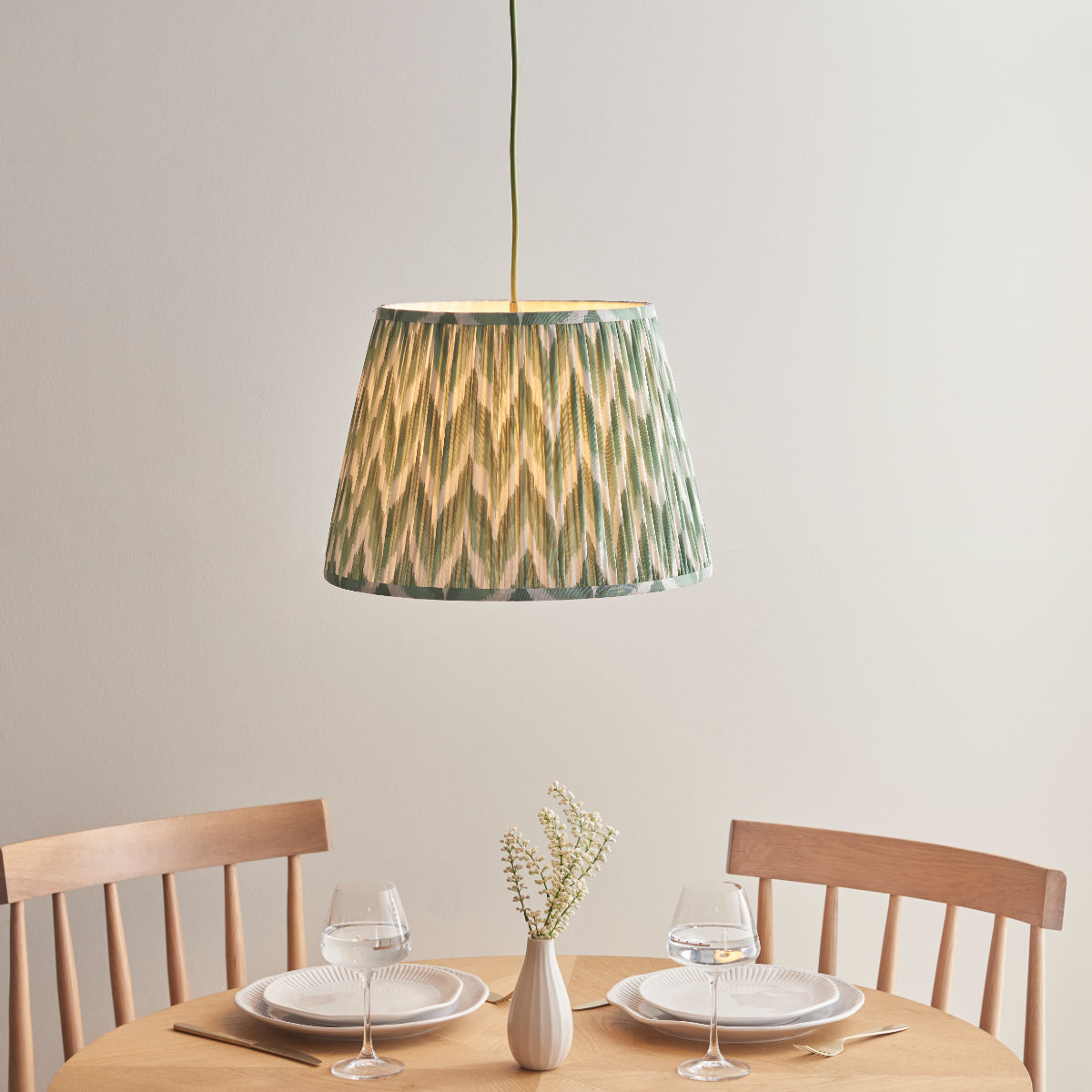 Brushed Aged Brass Green Flex & Cotswold Green Fabric