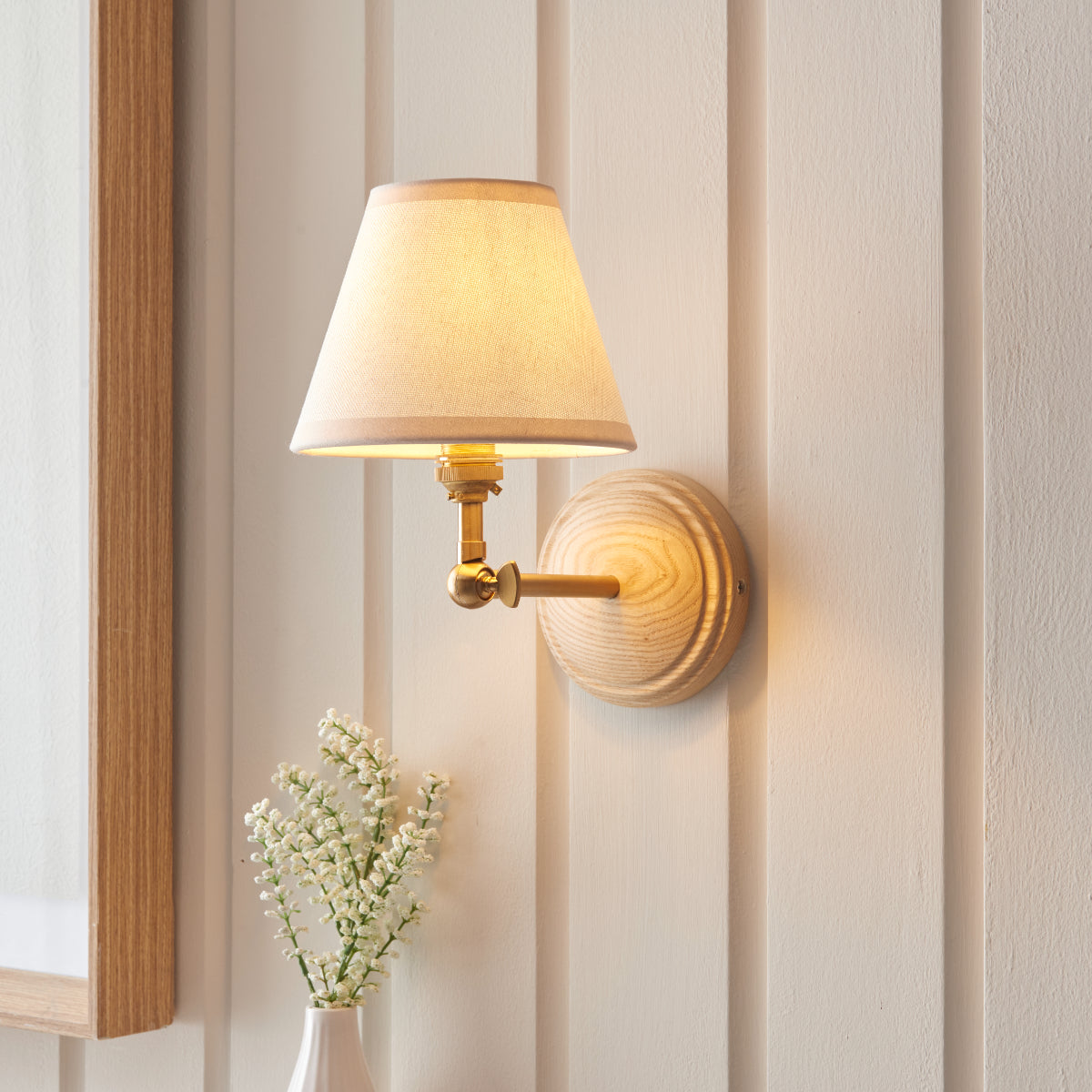 Ash Wood & Vintage White Fabric