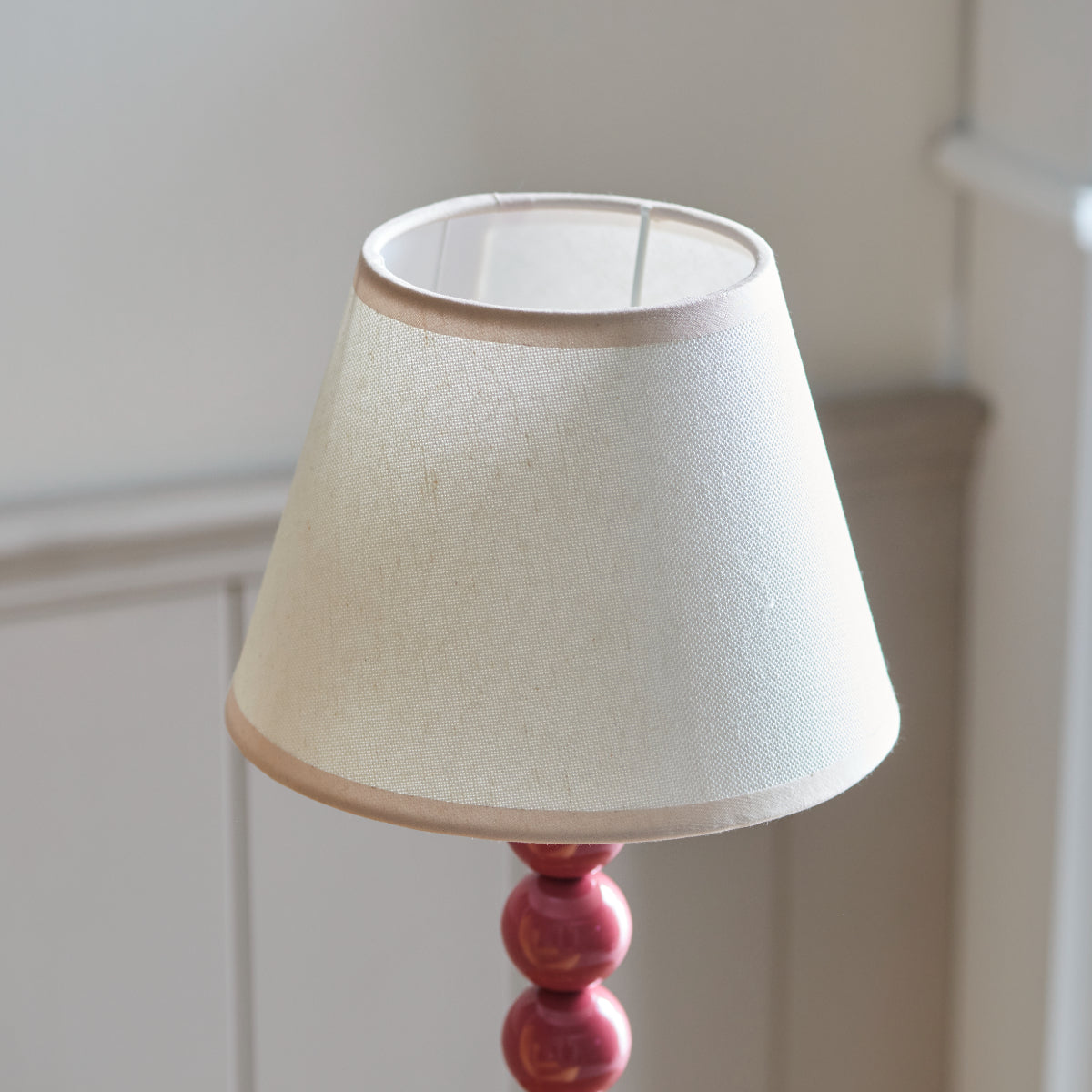 Gloss Pink Clay Paint & Vintage White Fabric