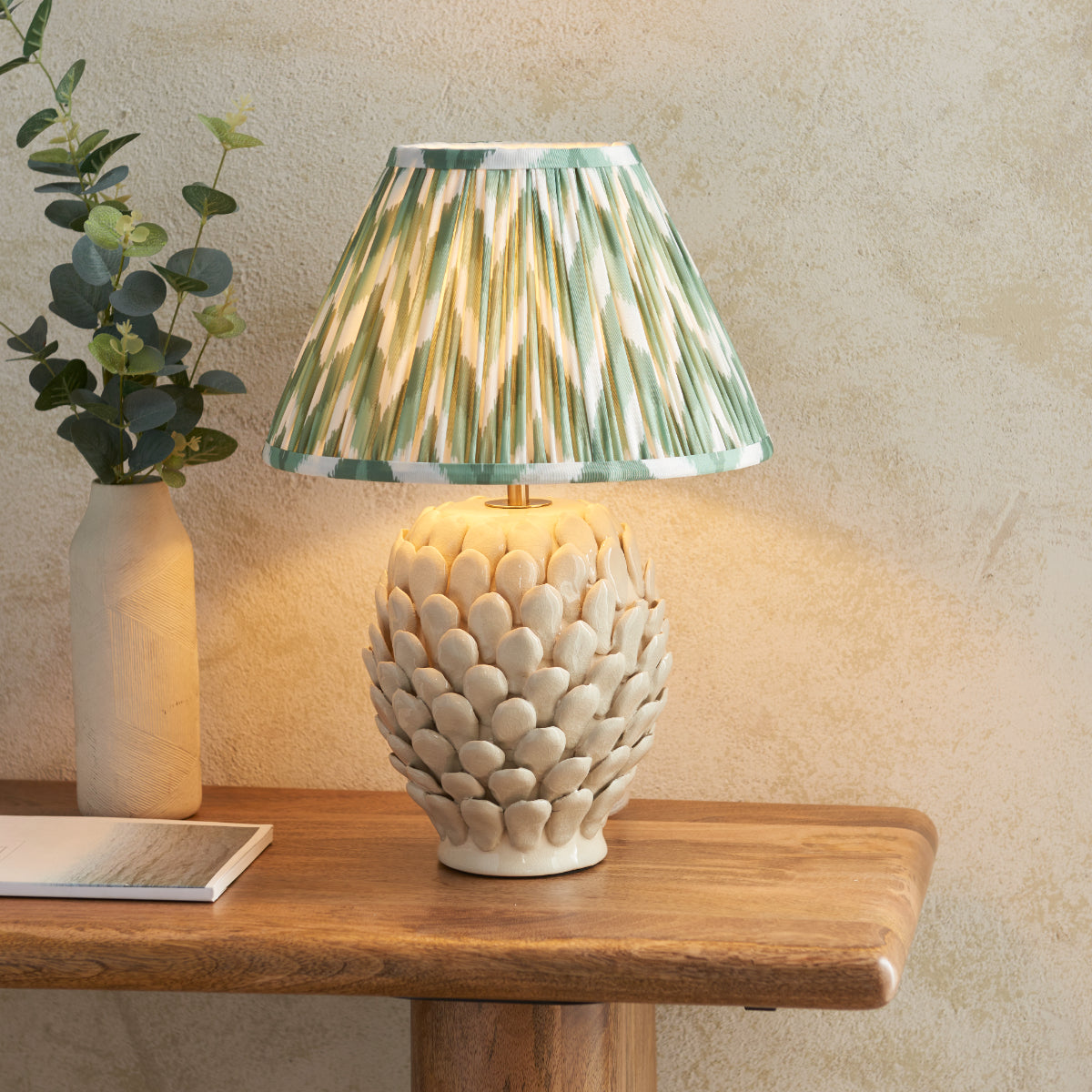 Ivory Crackle Glaze & Cotswold Green Fabric