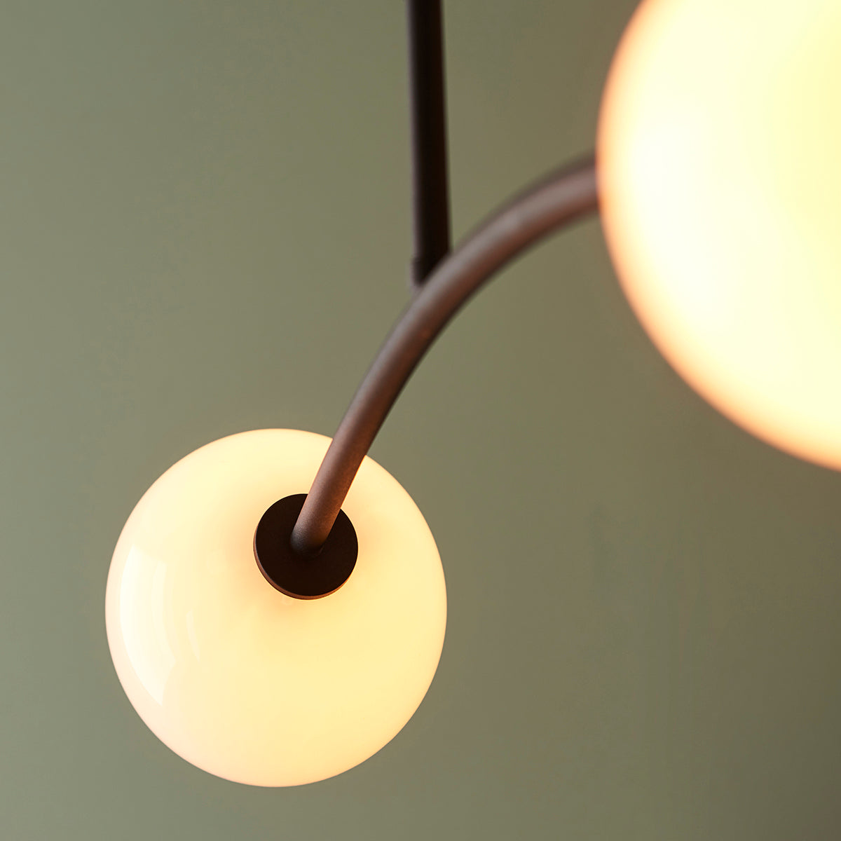 See-saw Ceiling Light in Black and Opal
