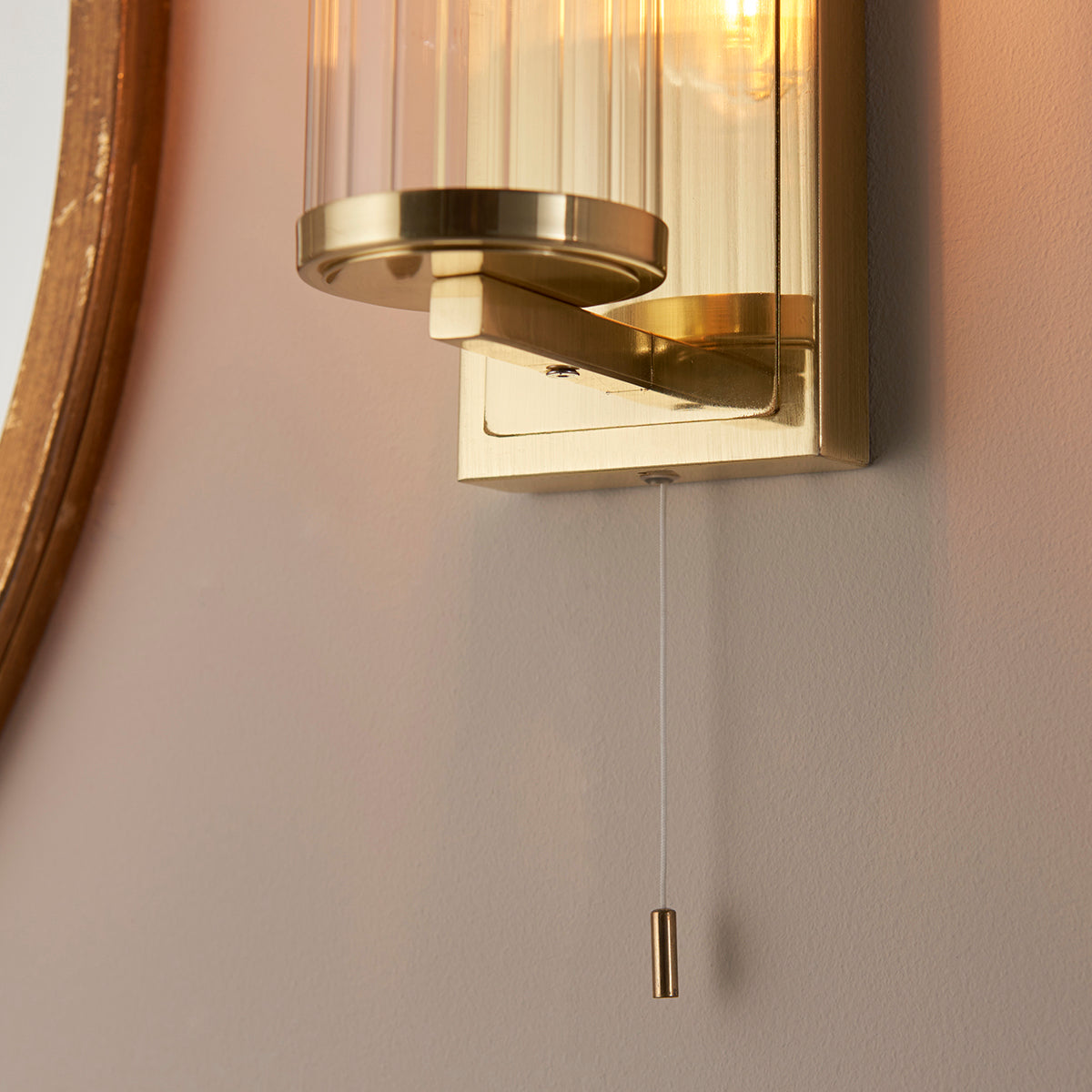 Satin brass plate & clear ribbed glass
