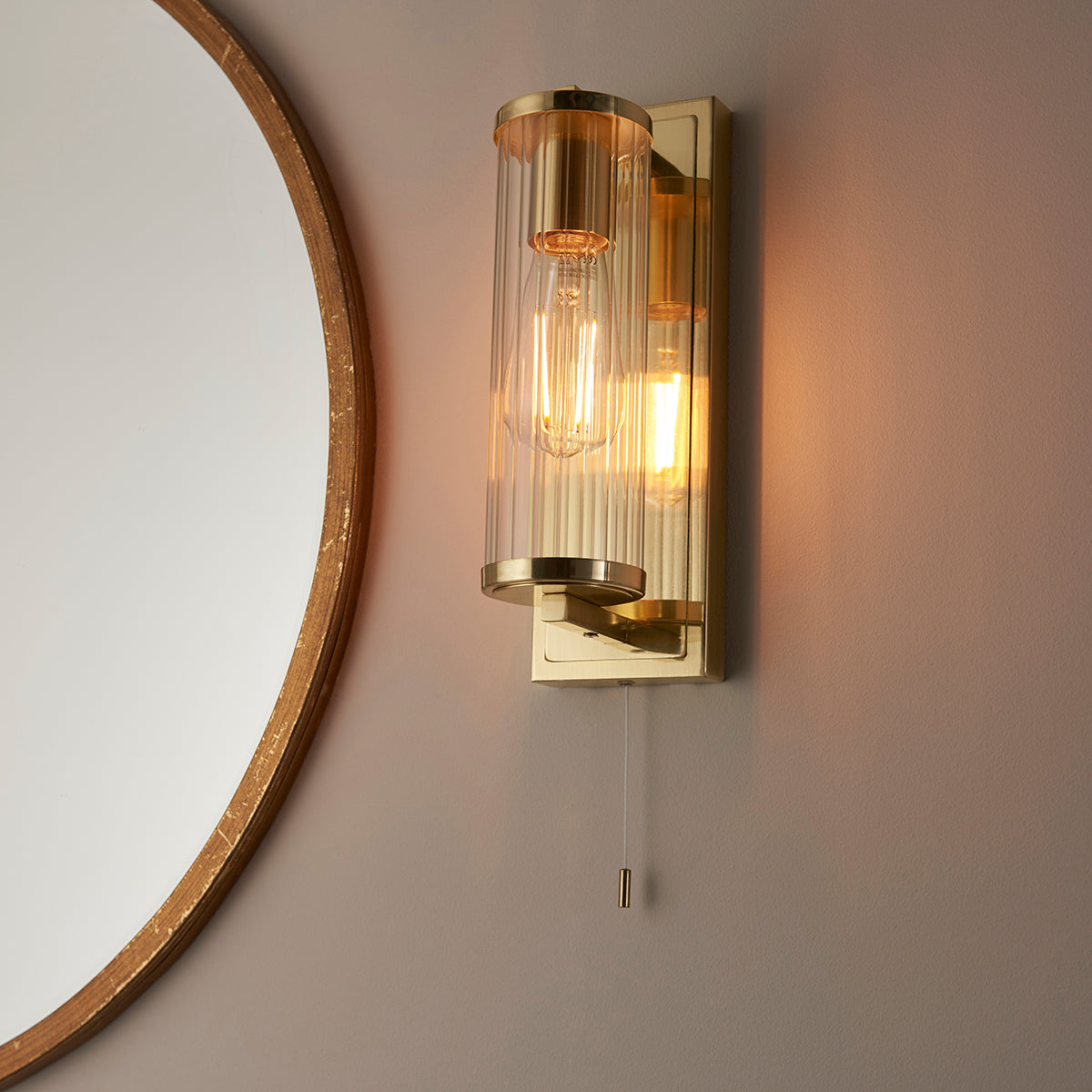 Satin brass plate & clear ribbed glass