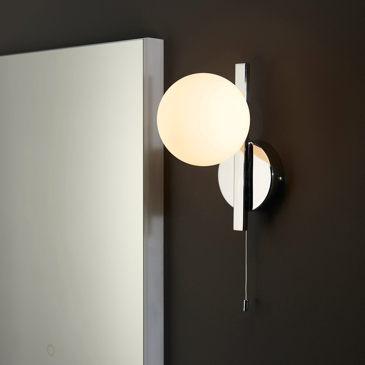 Chrome plate & matt opal glass