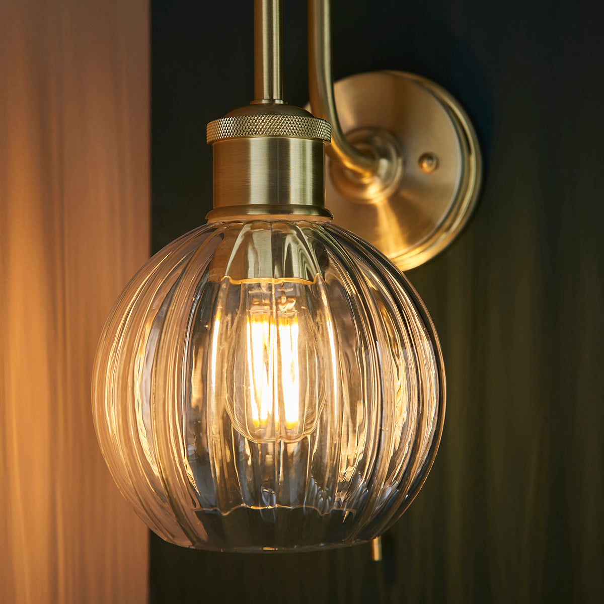 Satin brass plate & clear ribbed glass