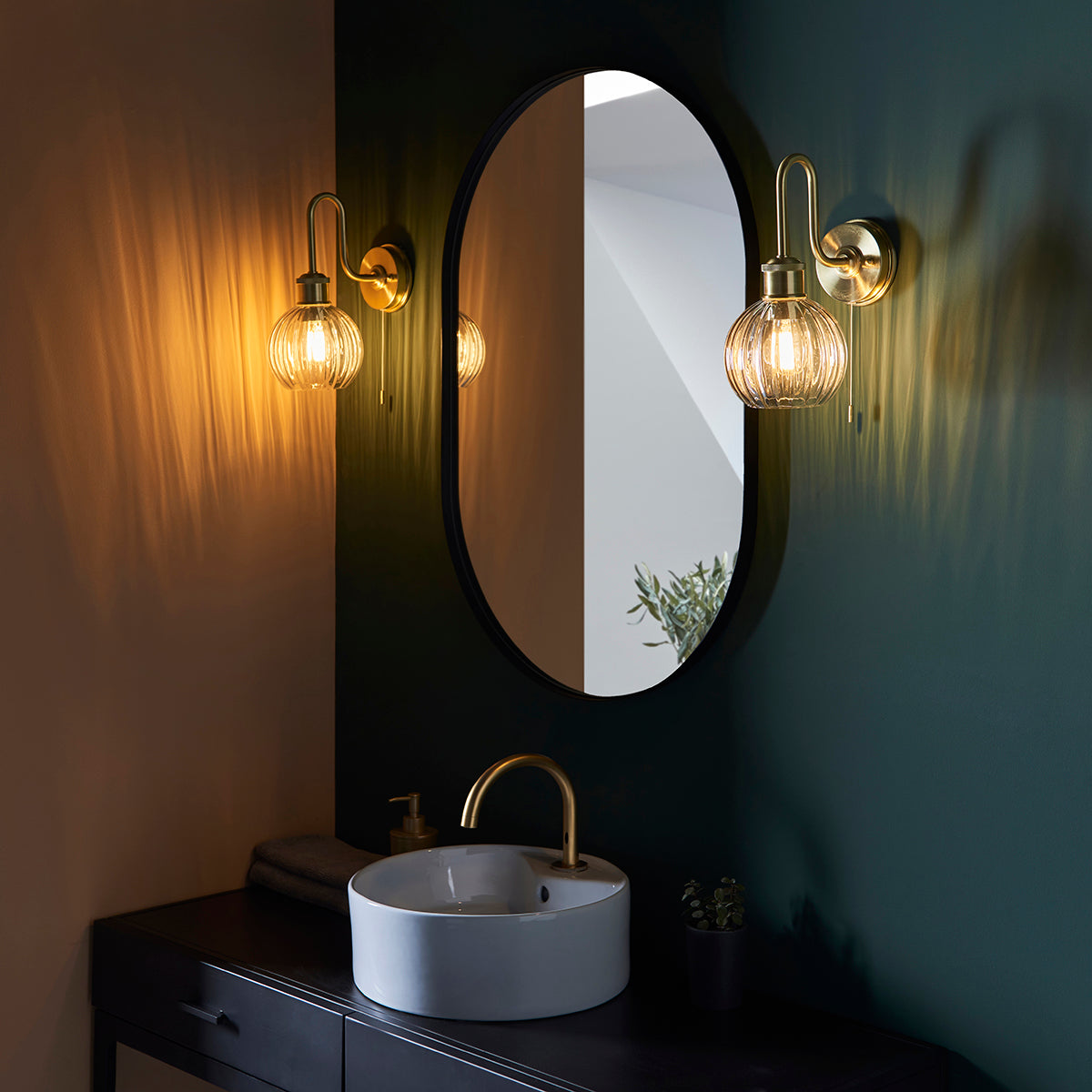 Satin brass plate & clear ribbed glass