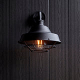 Textured & matt black