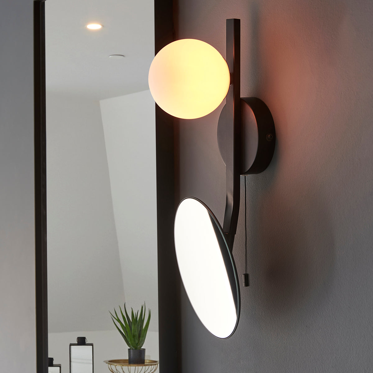 Matt black, mirrored glass with opal glass