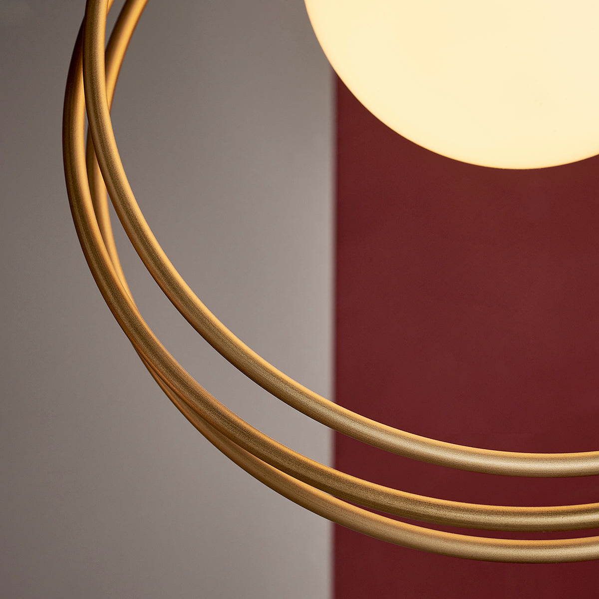 Upton Pendant in Gold