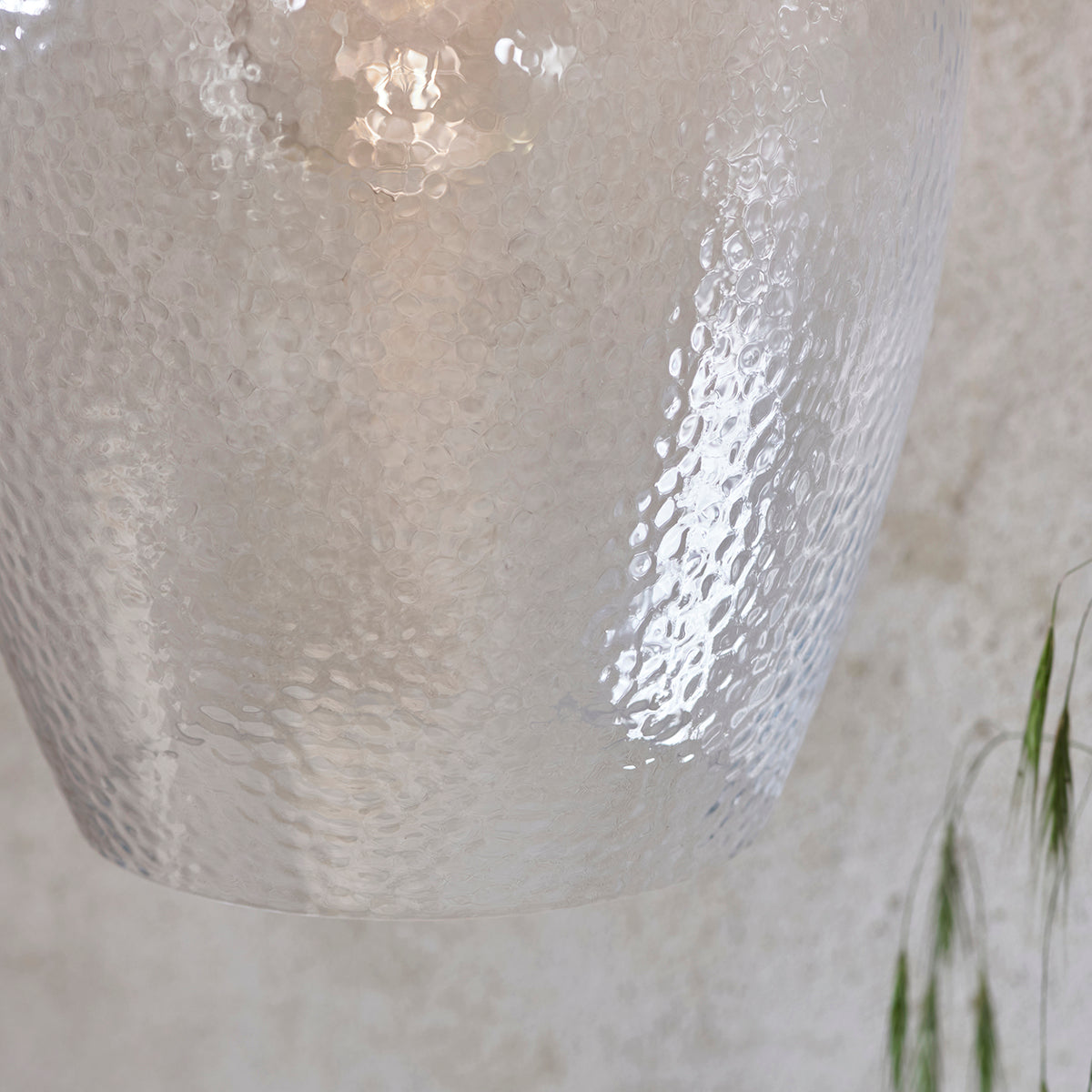 Bright nickel plate & hammered glass Regular