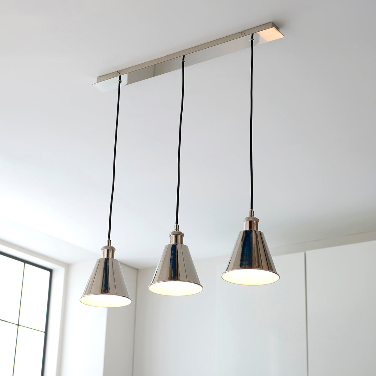 Felton Linear Pendant in Bright Nickel