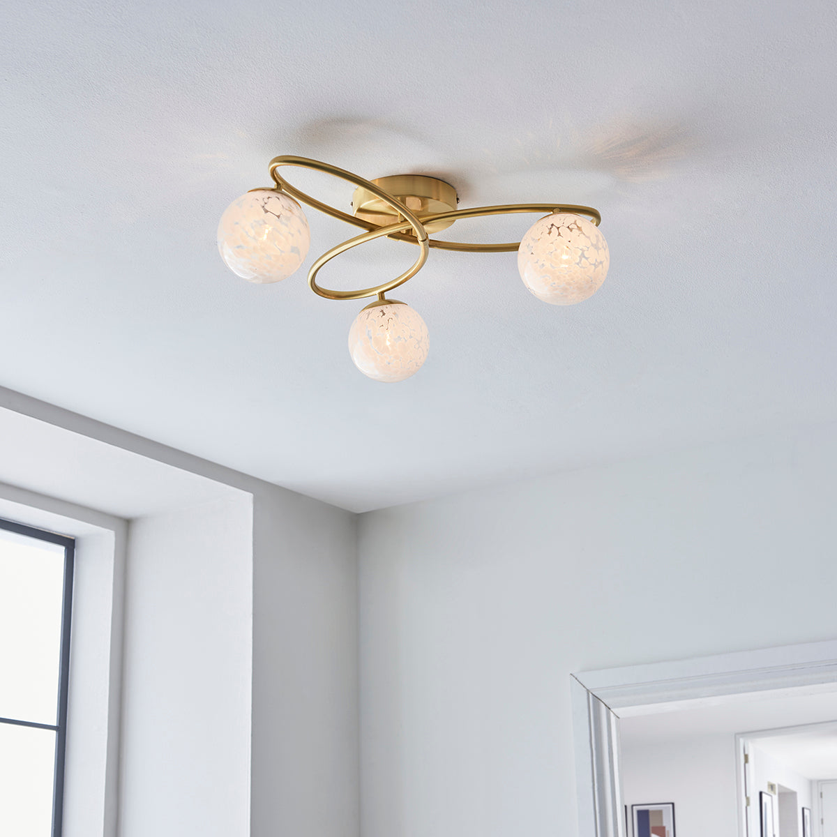 Satin brass plate 3 Light