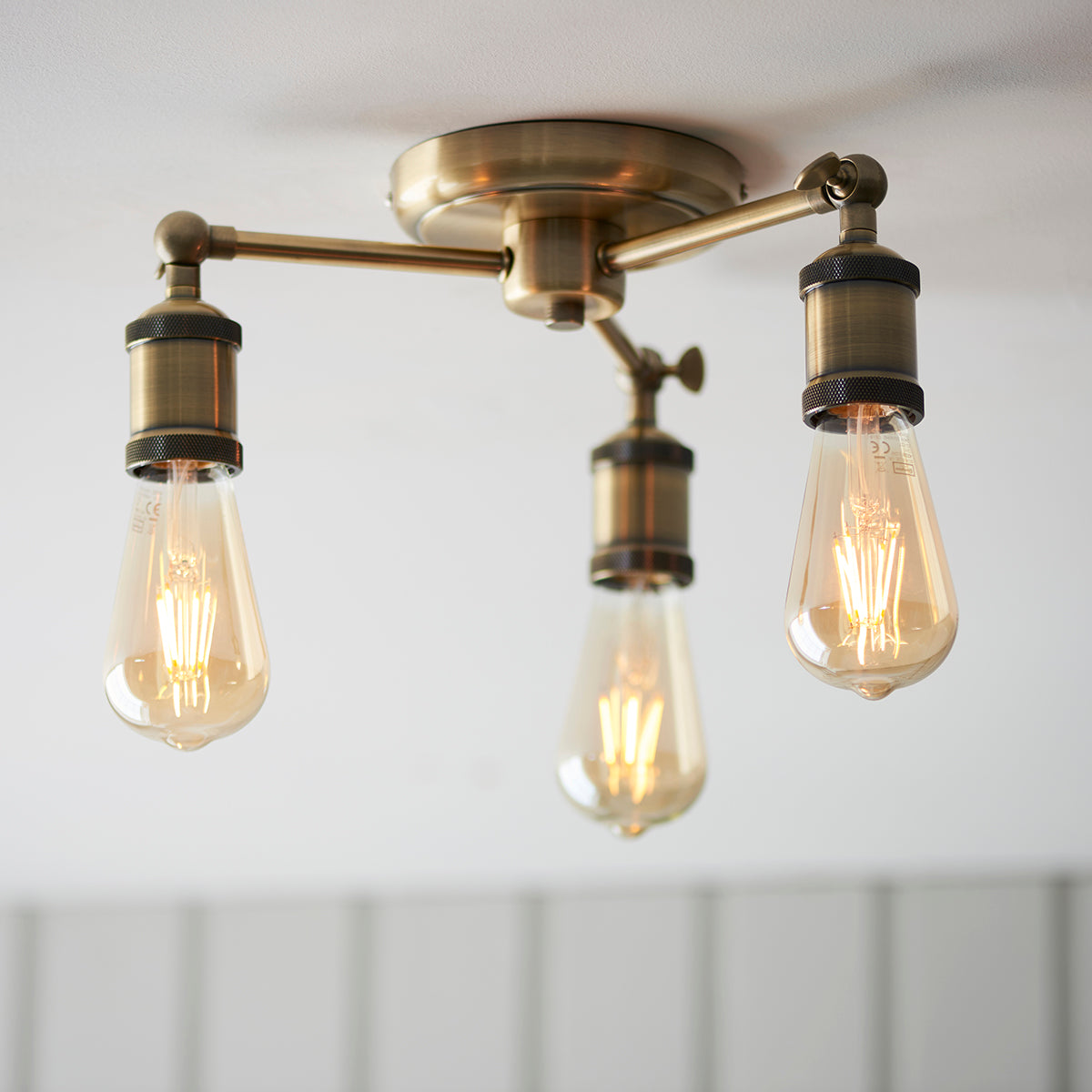 Brass 3 Light
