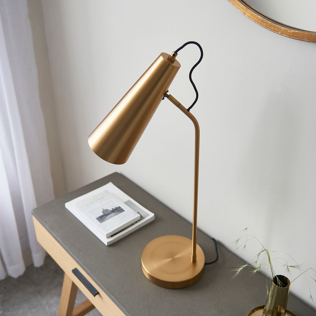 Kai Table Lamp in Warm Antique Brass